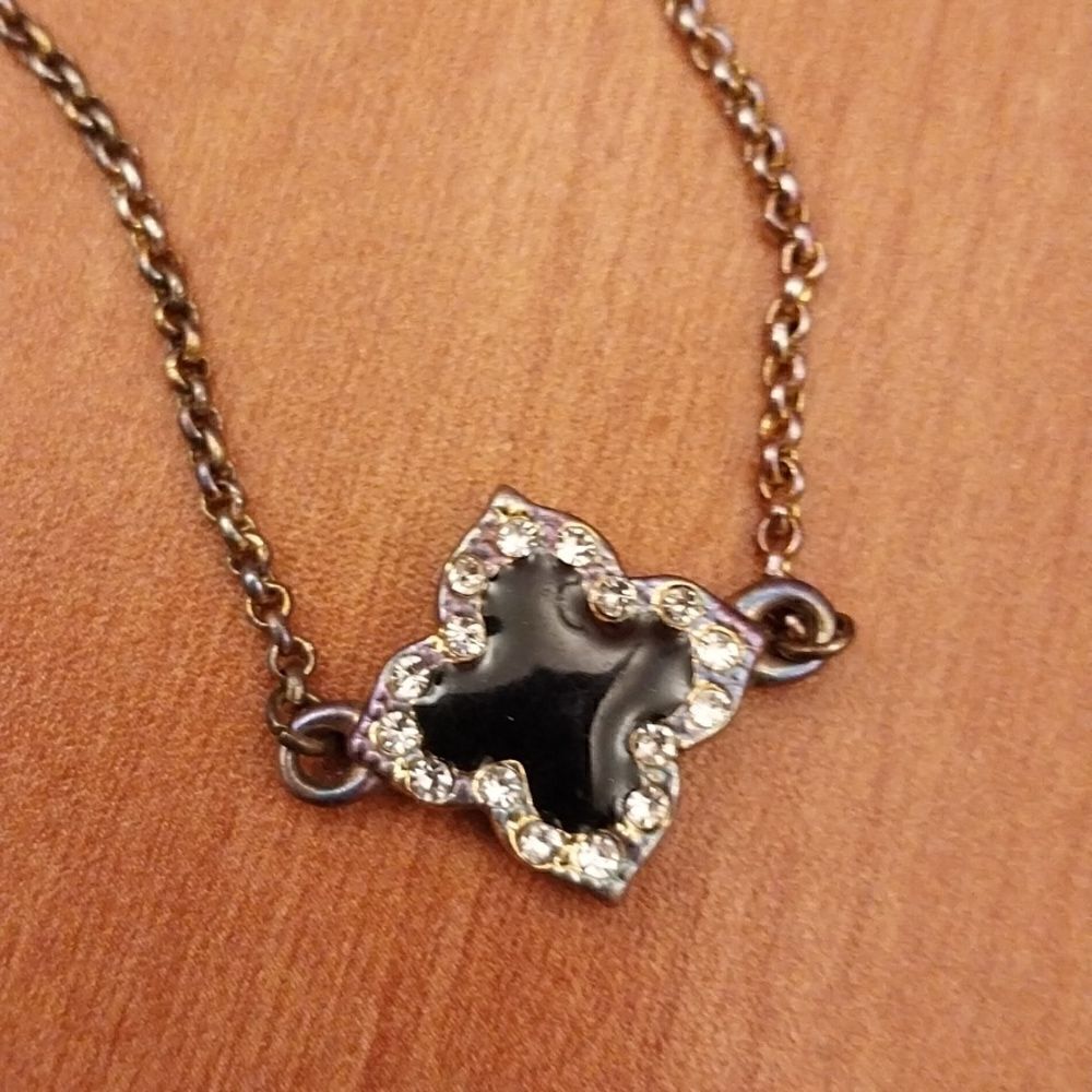 10 Clover Necklace. - Picture 7 of 7
